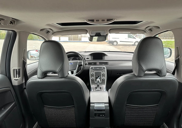 Volvo XC 70 cena 99000 przebieg: 223000, rok produkcji 2016 z Myślenice małe 137